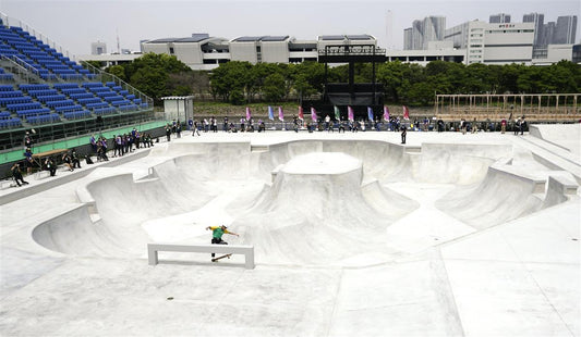 8/5/21 12:05AM EDT Men's Skateboard Park Final😆 Good Luck @zionwright @coryjuneau @heimana_reynolds and @ayumuhirano1129 for trying both snowboarding and skateboarding medals🥇